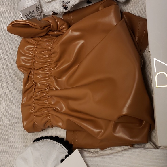 4 piece outfit cheetah print  size 4 toddler girl . - Picture 12 of 14